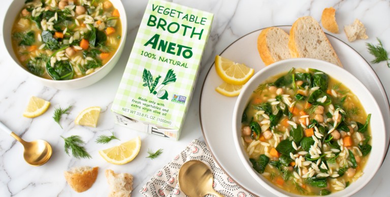 Lemony Spinach and Orzo Soup