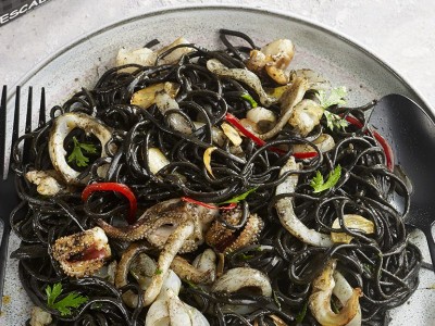 Tagliatelle al nero di sepia