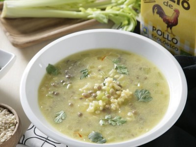Lentil soup with rice & celery