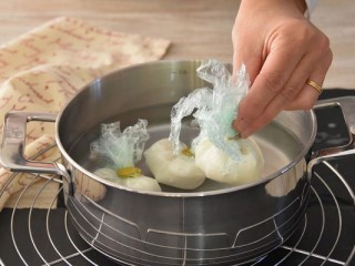 4 - Christmas Cream with Poached Egg