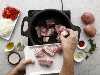 2 - Stewed potatoes with pork ribs